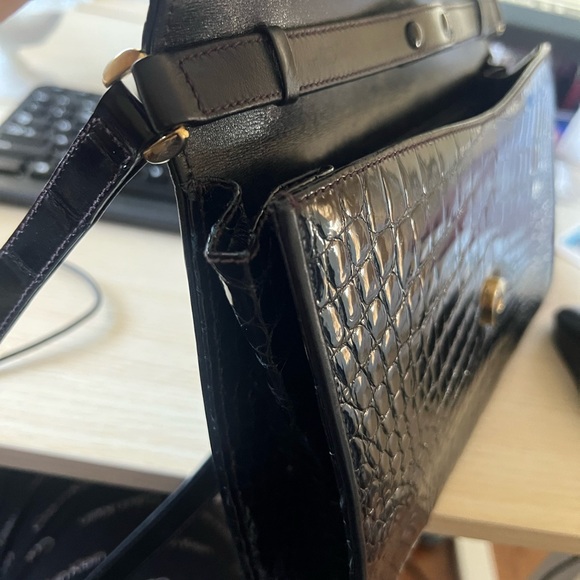 Gucci Black Crocodile Embossed Crossbody Bag - Picture 11 of 16